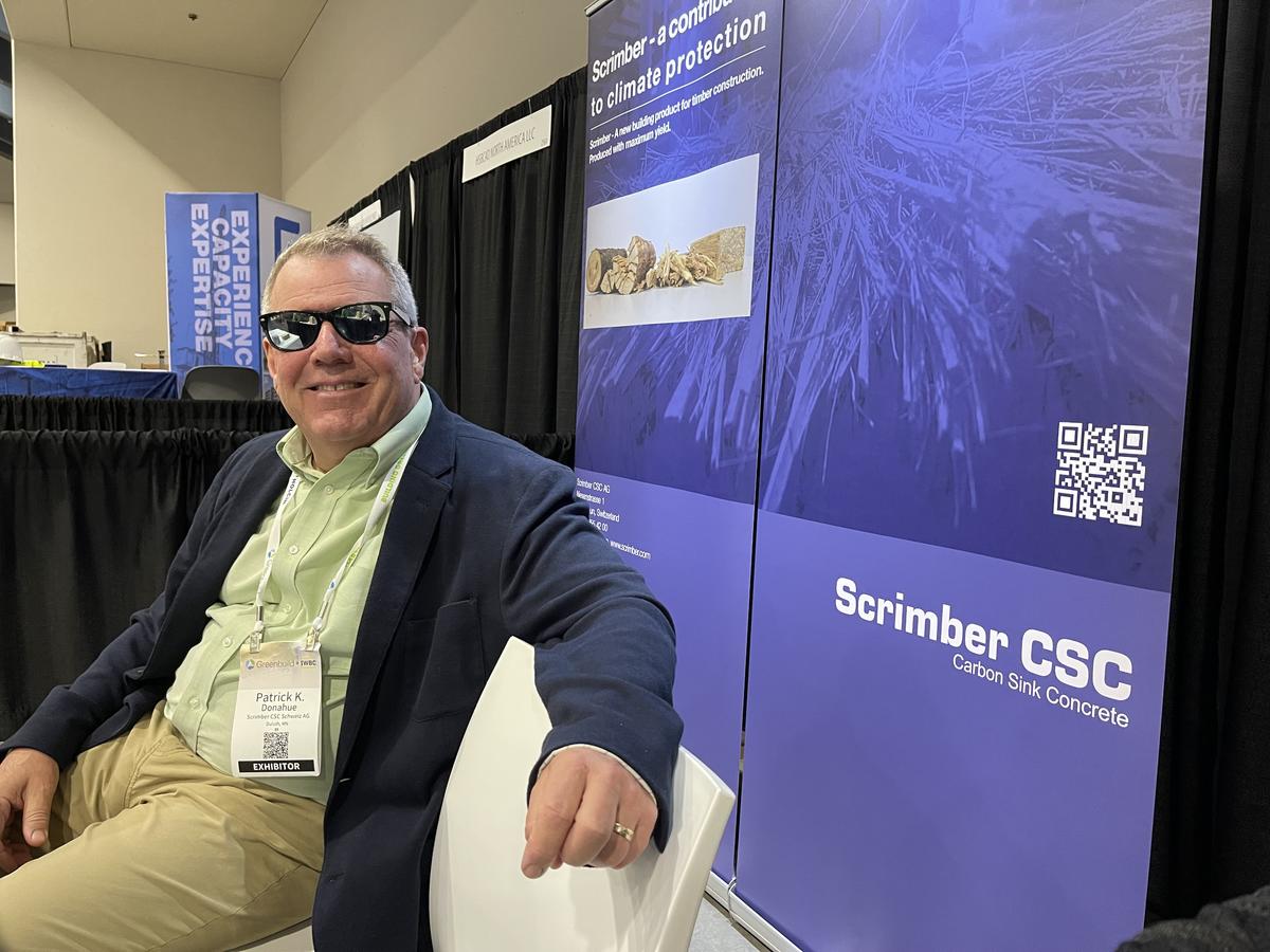 Pat Donahue in the tradeshow booth for scrimber 